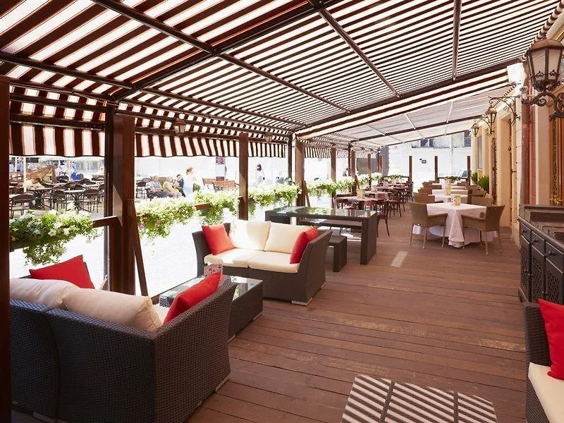 Hotel Leopolis 5*, Leópolis